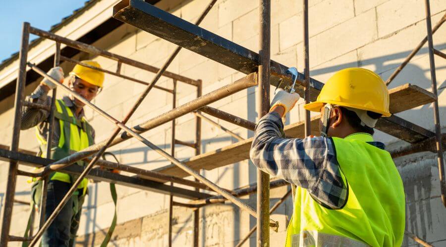 Fascia Repair in Hawaiian Gardens, CA